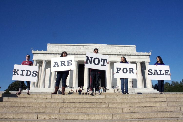 Lincoln_Memorial_Kids_Are_Not_for_Sale.jpg
